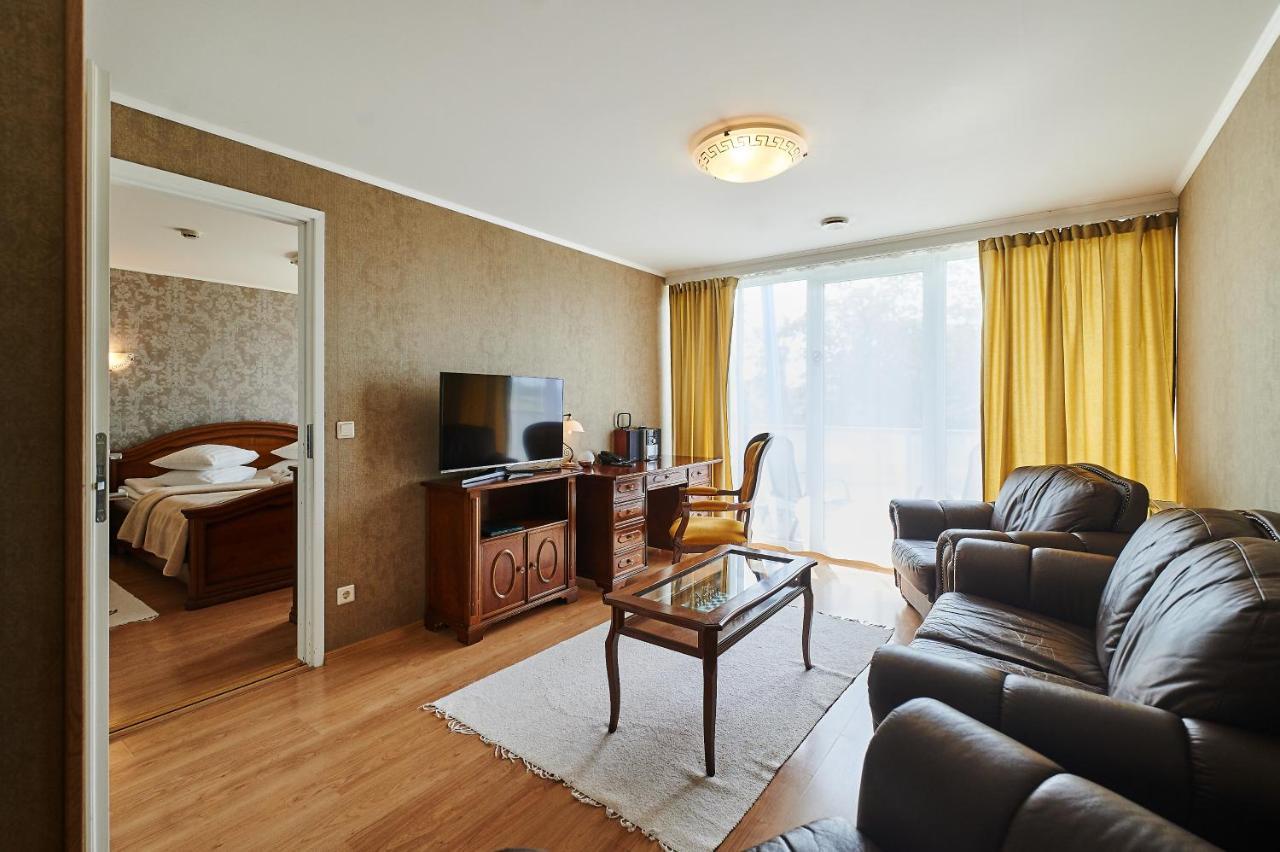 Asa Spa Hotel Kuressaare Luaran gambar